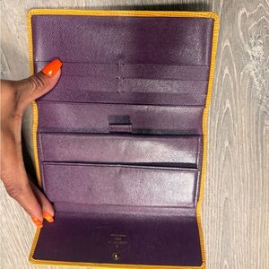 💛 Louis Vuitton Epi Leather Long Wallet – Yellow w/ Purple Interior